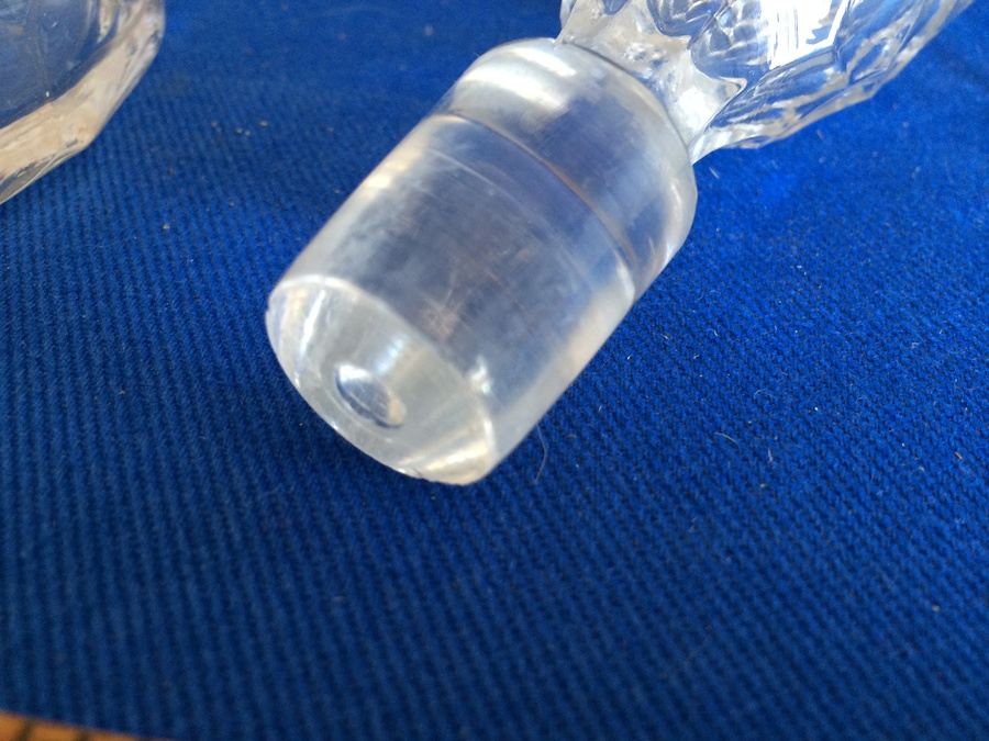 Cut Glass Decanter [Photo 5]