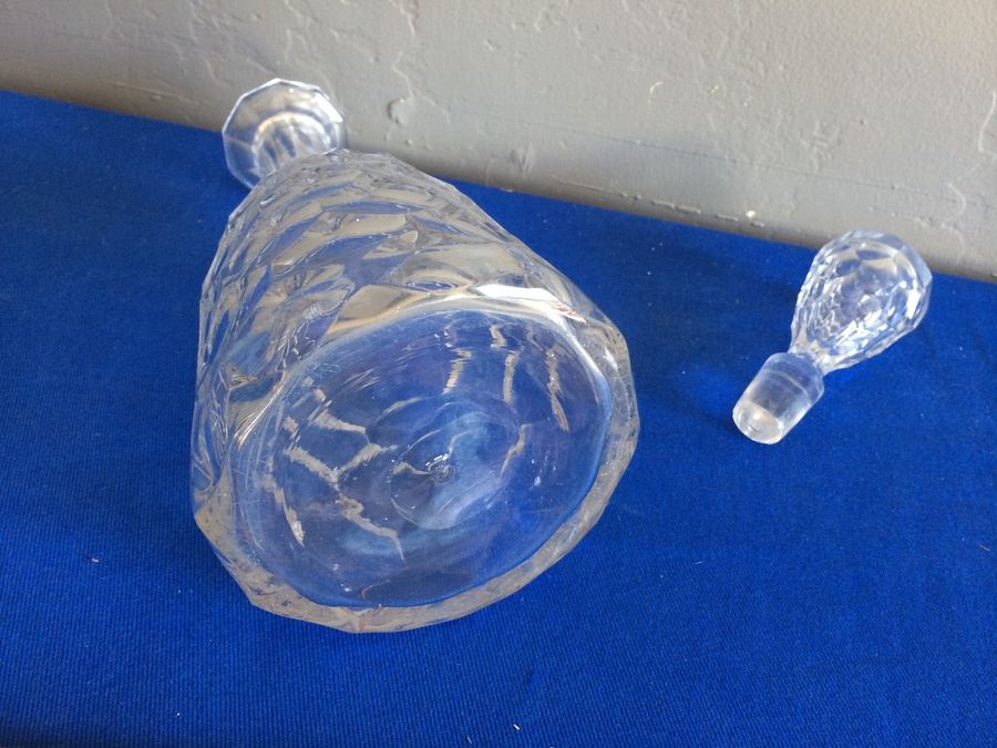 Cut Glass Decanter [Photo 7]