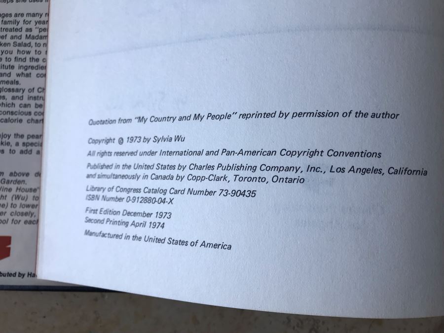 SIGNED Book: Madame Wu's Art Of Chinese Cooking [Photo 4]