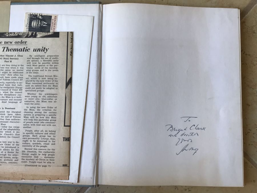 SIGNED Book: Iconography By Anthony Butkovich [Photo 2]