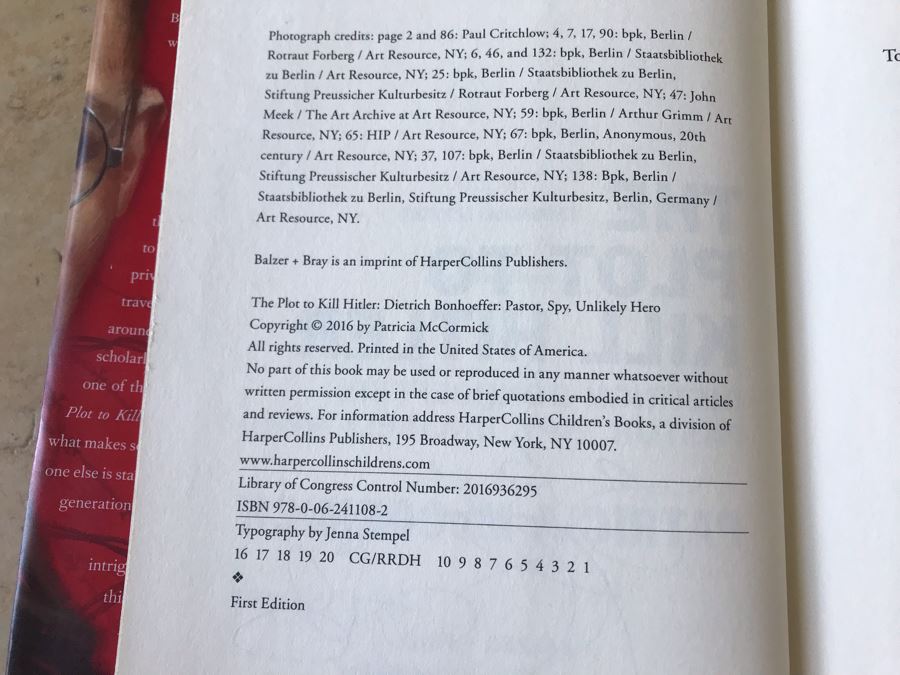 SIGNED Book: The Plot To Kill Hitler Dietrich Bonhoeffer: Pastor, Spy, Unlikely Hero By Patricia McCormick [Photo 4]