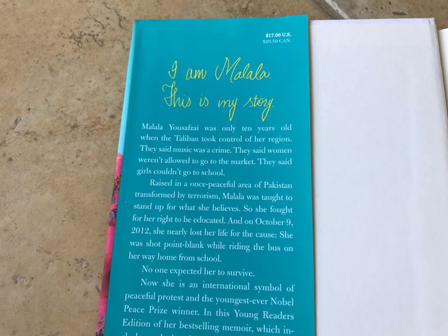SIGNED Book: I Am Malala By Malala Yousafzai With Patricia McCormick [Photo 2]
