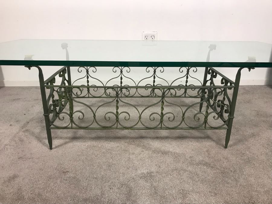 JUST ADDED - Vintage Green Wrought Iron Glass Top Coffee Table 5' X 30' [Photo 4]