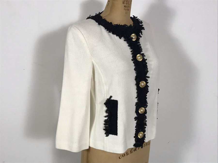 St. John Collection Knit Jacket Size 4 [Photo 3]