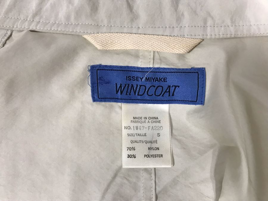ISSEY MIYAKE Japanese Fashion Designer Windcoat Size S [Photo 6]