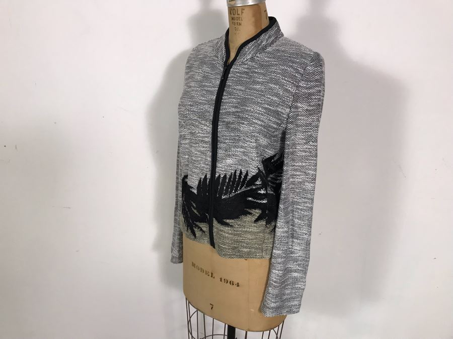 St. John Knit Jacket Size 4 [Photo 5]