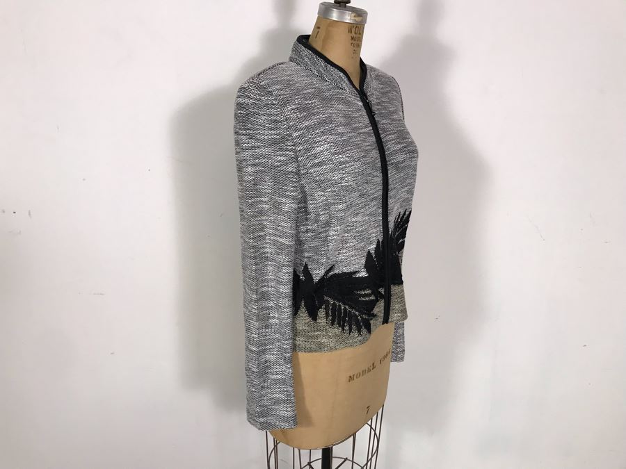 St. John Knit Jacket Size 4 [Photo 3]