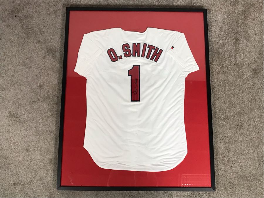 Hand Signed Ozzie Smith St. Louis Cardinals Framed Jersey 33 X 41 [Photo 3]