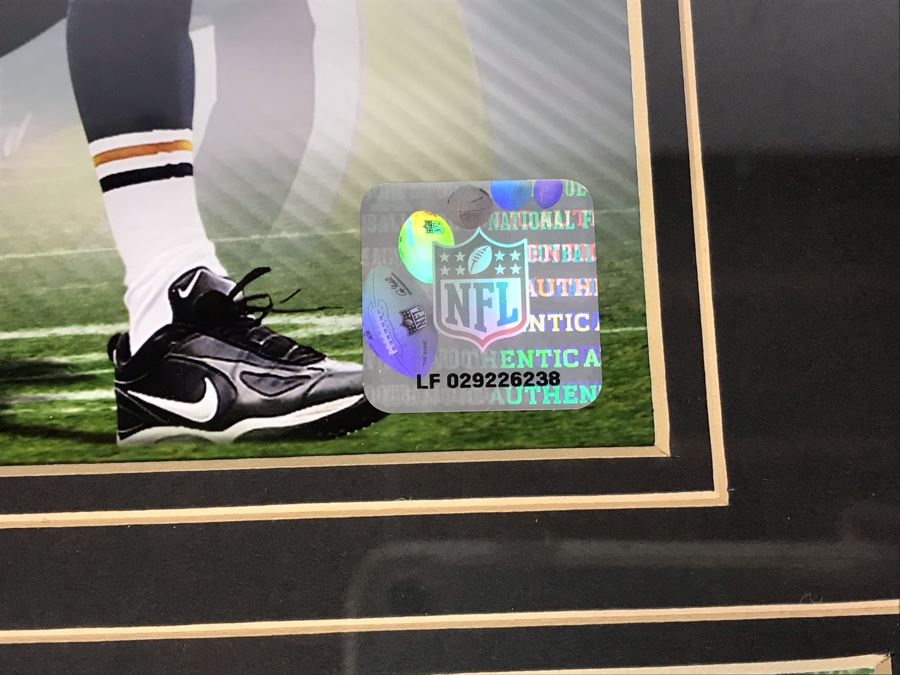 Framed Official NFL Collectible Featuring Brett Favre Highlighting Career High And Tie With Joe Namath's Record Of Six Touchdowns In One Game 14 X 18 [Photo 6]