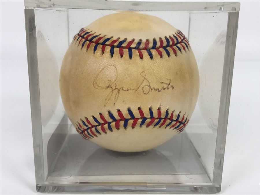 UPDATED - SIGNED Ozzie Smith Official Major League Baseball Ball From Boston All-Star Game With Acrylic Display Case 3 X 3 X 3 [Photo 1]