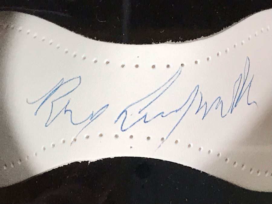 Rare Roy Campanella Hand Signed Baseball Flat Skin With Certificate Of Authenticity 35 X 29 [Photo 7]