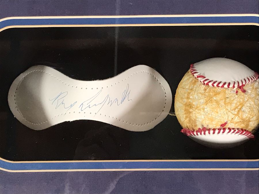 Rare Roy Campanella Hand Signed Baseball Flat Skin With Certificate Of Authenticity 35 X 29 [Photo 5]