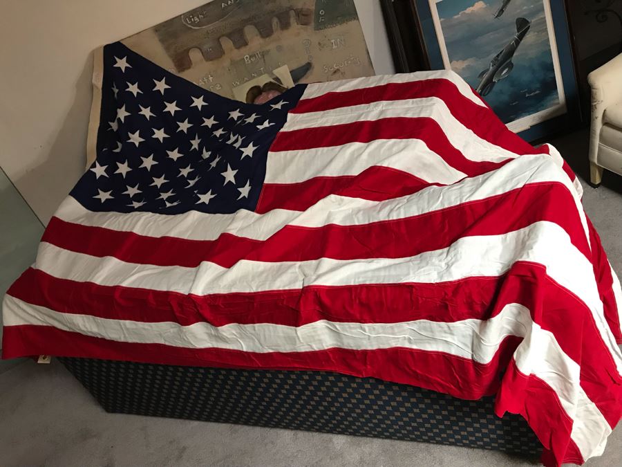 Pair Of Cotton United States Of American USA Flags Valley Forge Flag Co And Watts Mgs Corp (9'3' X 5' And 9'1' X 4'4') [Photo 8]