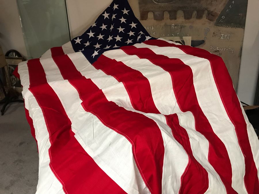 Pair Of Cotton United States Of American USA Flags Valley Forge Flag Co And Watts Mgs Corp (9'3' X 5' And 9'1' X 4'4') [Photo 10]