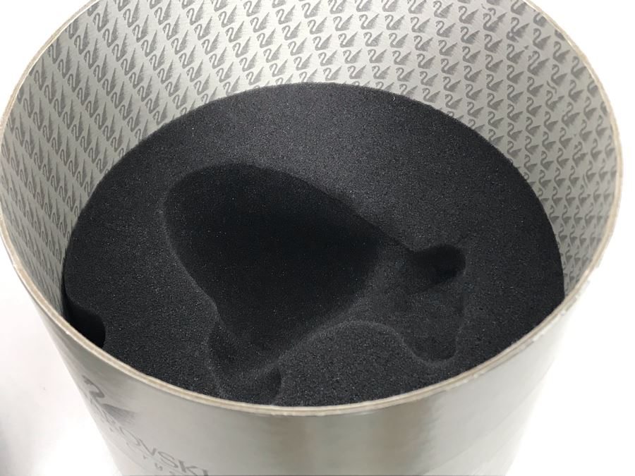 Swarovski Crystal Grizzly Bear Figurine With Original Box Retails $325 [Photo 15]