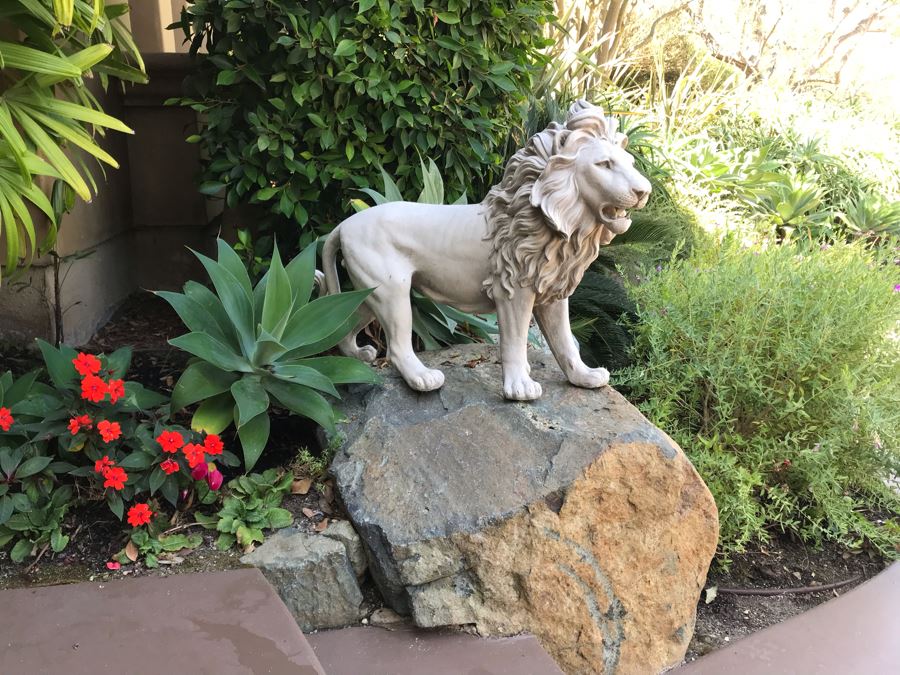 resin lion statues for sale