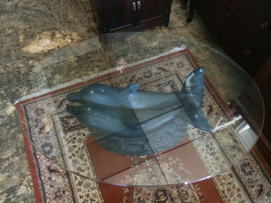 Glass Top Coffee Table with Dolphin Plaster Base [Photo 4]