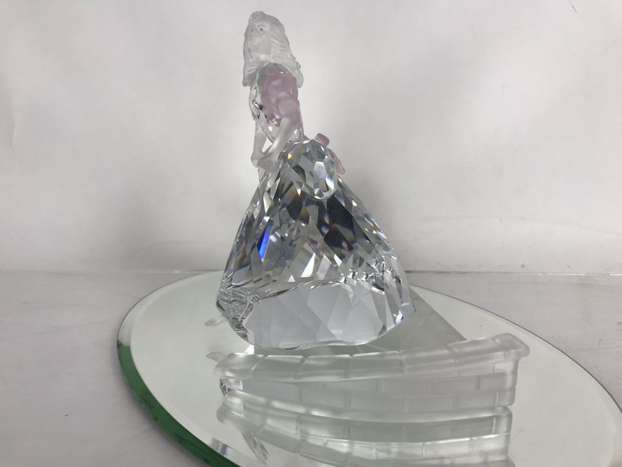 Swarovski Crystal Disney Cinderella Figurine With Original Box - Missing Slipper [Photo 3]