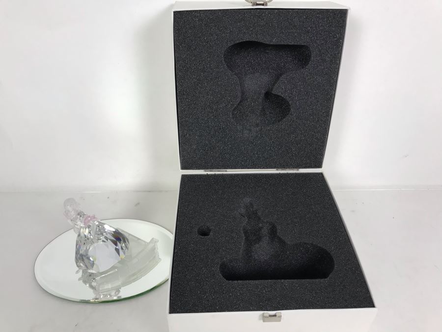 Swarovski Crystal Disney Cinderella Figurine With Original Box - Missing Slipper [Photo 10]
