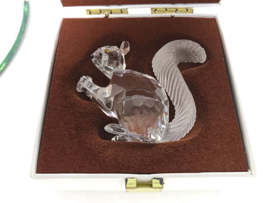 Swarovski Crystal SCS (Swarovski Crystal Society) Squirrel Figurine In Original Box [Photo 9]