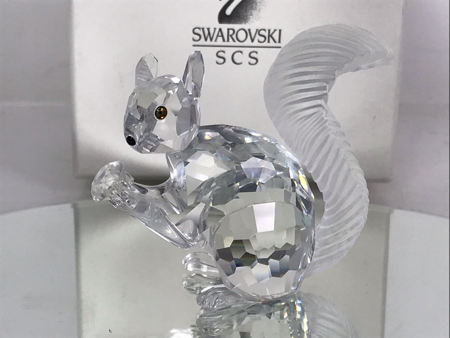 Swarovski Crystal SCS (Swarovski Crystal Society) Squirrel Figurine In Original Box [Photo 3]