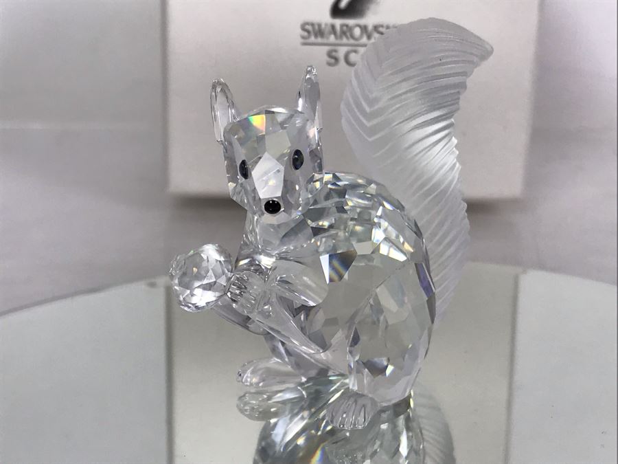 Swarovski Crystal SCS (Swarovski Crystal Society) Squirrel Figurine In Original Box [Photo 4]