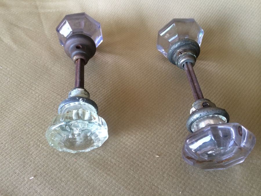 Pair of Glass Door Knobs [Photo 1]