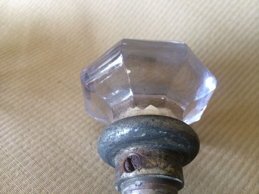 Pair of Glass Door Knobs [Photo 3]