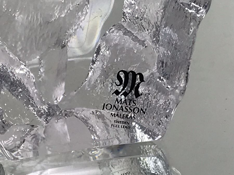 Pair Of Mats Jonasson Maleras Sweden Lead Crystal Small Crystal Sculptures Wolf And Rose [Photo 6]