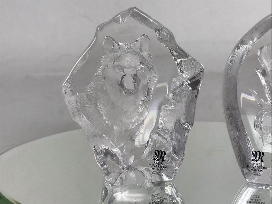 Pair Of Mats Jonasson Maleras Sweden Lead Crystal Small Crystal Sculptures Wolf And Rose [Photo 4]