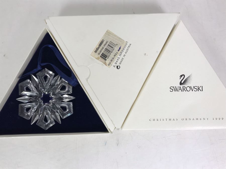 Rare Swarovski Christmas Ornament 1999 With Original Box Selling Online Between $100-$200 [Photo 3]