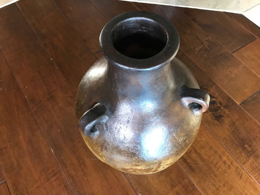 Large Decorative Antique Style Pot 14W X 20H [Photo 3]