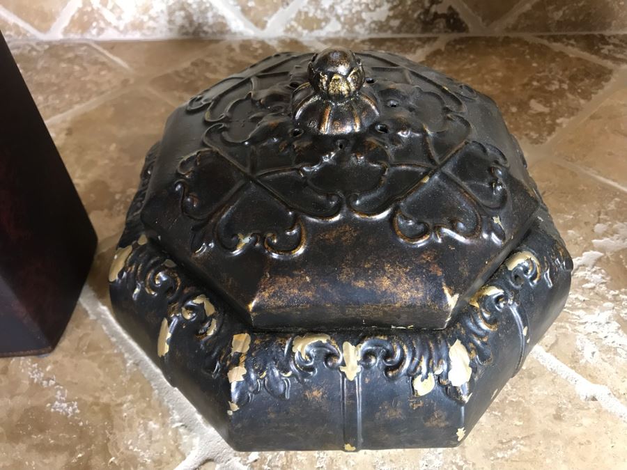 Decorative Ceramic Faux Decanter 14H And Lidded Box 9W [Photo 5]