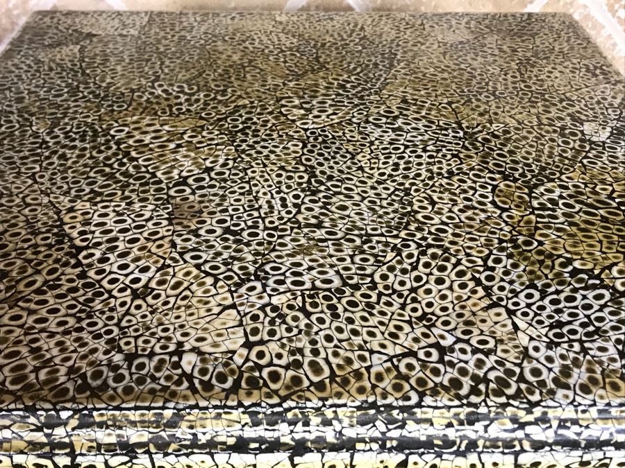 John-Richard Hinged Box 16W X 16D X 9.5H [Photo 5]