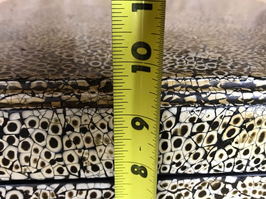 John-Richard Hinged Box 16W X 16D X 9.5H [Photo 12]