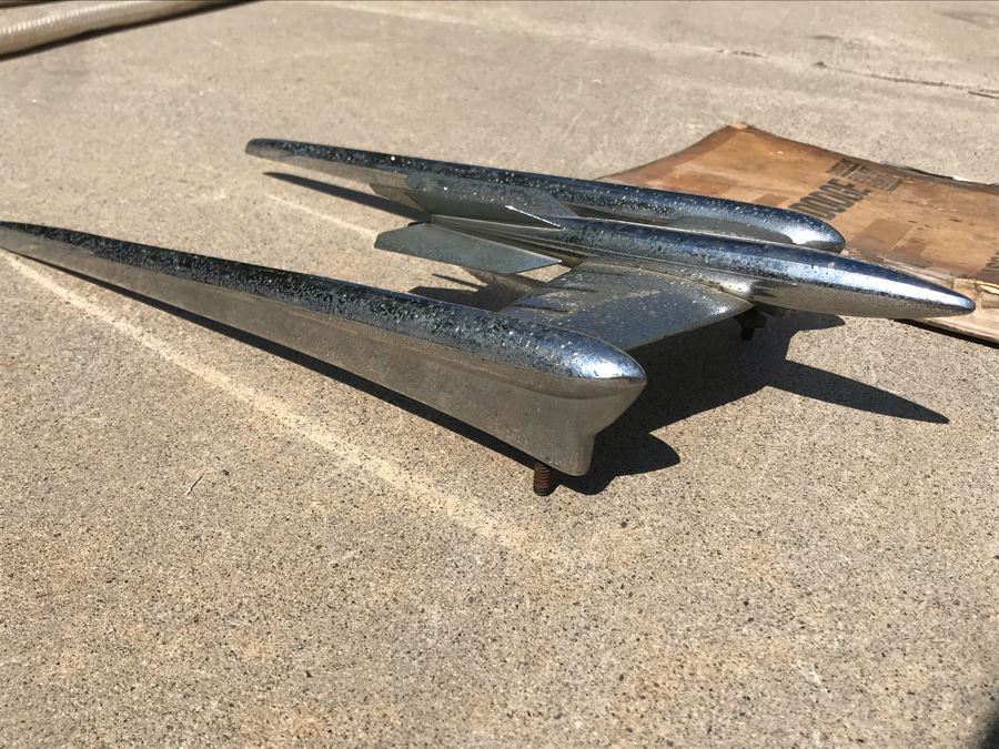 Vintage 1963 Dodge Chrome Hood Ornament With Original 1963 Dodge Custom Eight Eighty Pasenger Car Service Manual [Photo 5]