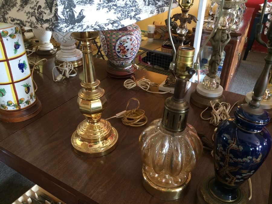 Huge Lamp / Lighting Lot (Antique Store Moving) [Photo 9]