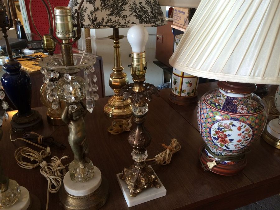 Huge Lamp / Lighting Lot (Antique Store Moving) [Photo 19]