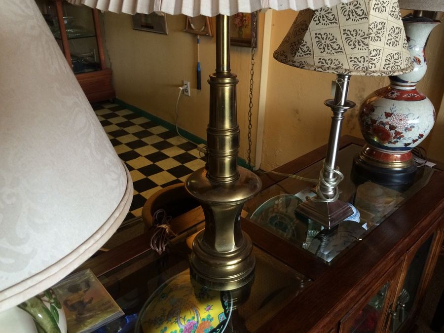 Huge Lamp / Lighting Lot (Antique Store Moving) [Photo 25]