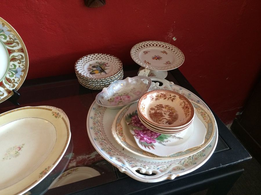 China and Stoneware Lot (Antique Store Moving) [Photo 4]