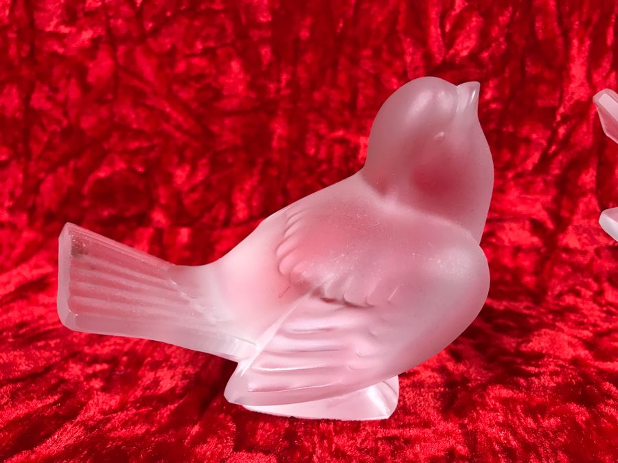Pair Of Signed Lalique France Frosted Crystal Bird Figurines (5W X 4D X 3H / 4W X 2.5D X 3.25H) (MOE) [Photo 5]