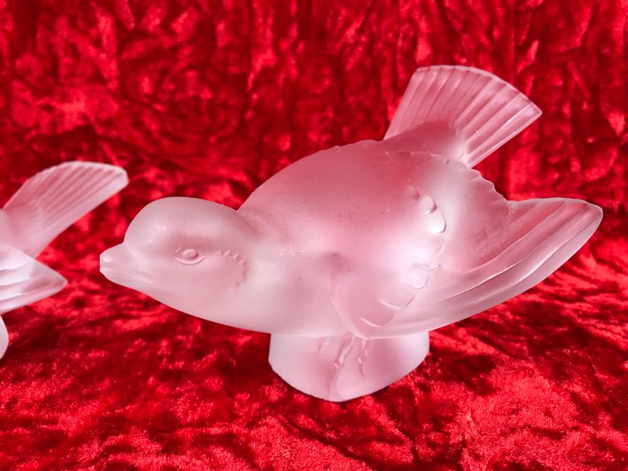 Pair Of Signed Lalique France Frosted Crystal Bird Figurines (5W X 4D X 3H / 4W X 2.5D X 3.25H) (MOE) [Photo 7]