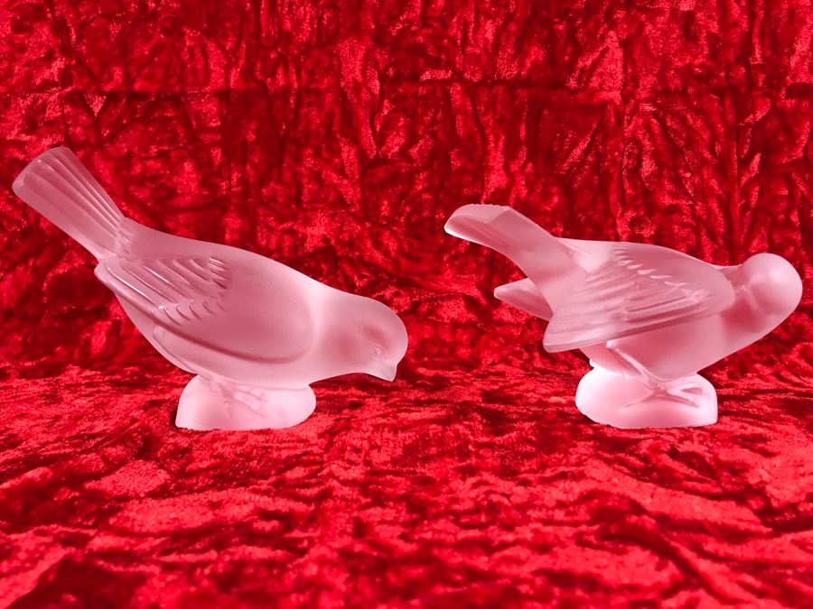 JUST ADDED - Pair Of Signed Lalique France Frosted Crystal Bird Figurines (4/75W X 2D X 3.5H / 4.5W X 3D X 3H) (MOE) [Photo 2]