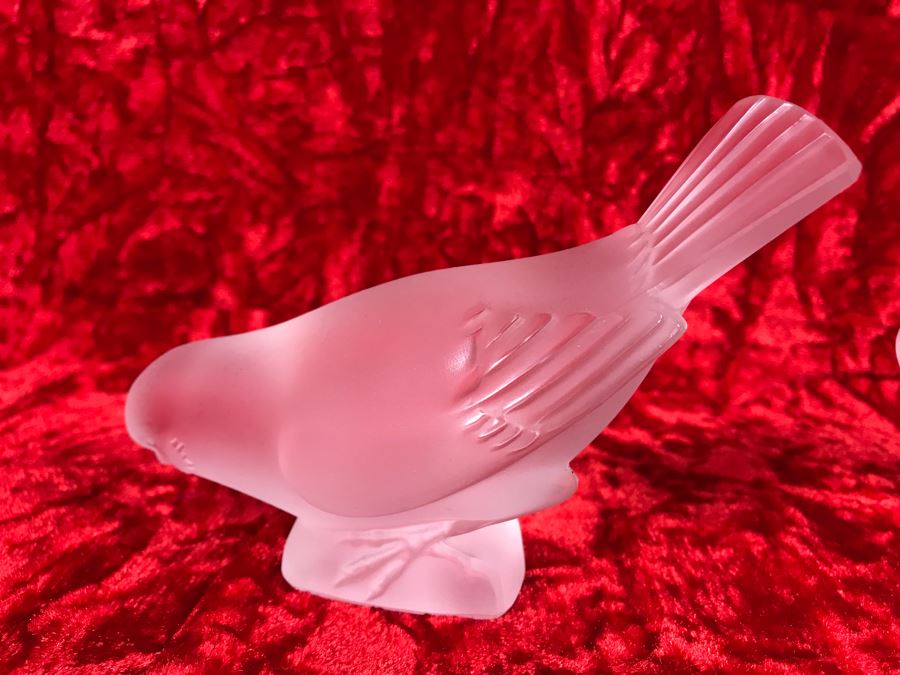 JUST ADDED - Pair Of Signed Lalique France Frosted Crystal Bird Figurines (4/75W X 2D X 3.5H / 4.5W X 3D X 3H) (MOE) [Photo 7]