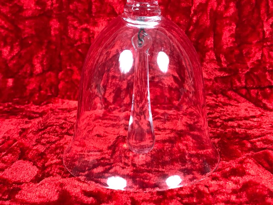 JUST ADDED - Signed Lalique France Bird Motif Crystal Bell 4.5W X 5.5H (MOE) [Photo 3]