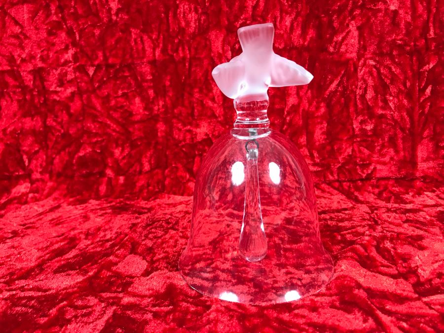 JUST ADDED - Signed Lalique France Bird Motif Crystal Bell 4.5W X 5.5H (MOE) [Photo 4]