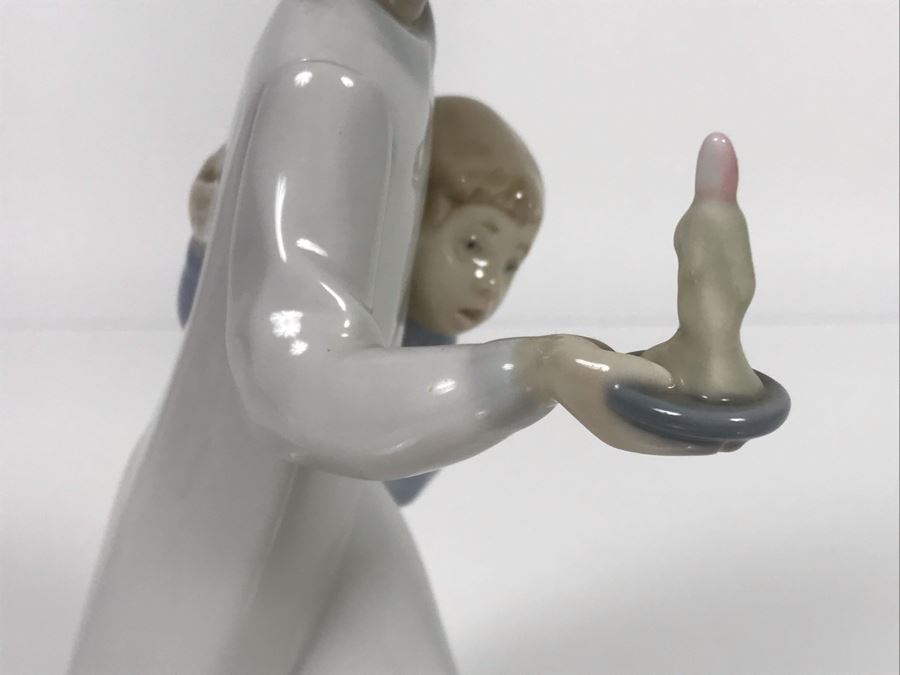 JUST ADDED - Lladro Porcelain Figurine Of Boy Holding Candle With Girl 9.5W X 8H (MOE) [Photo 5]