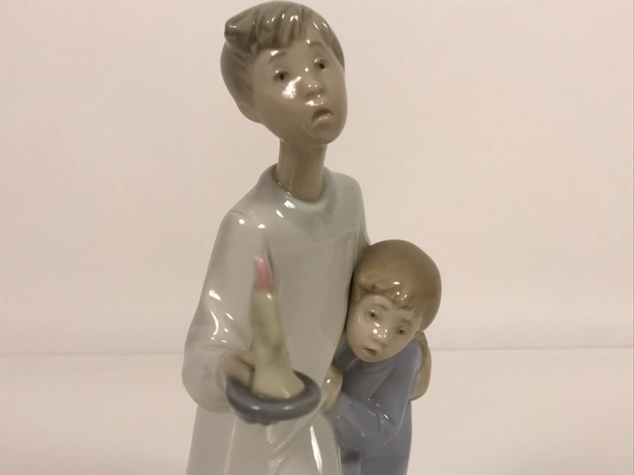 JUST ADDED - Lladro Porcelain Figurine Of Boy Holding Candle With Girl 9.5W X 8H (MOE) [Photo 3]