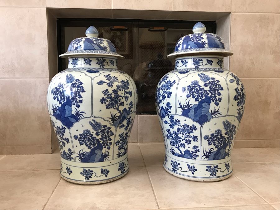 JUST ADDED - Pair Of LARGE Antique Chinese Porcelain Ginger Jars With Lids 24H X 14W (MOE) [Photo 1]
