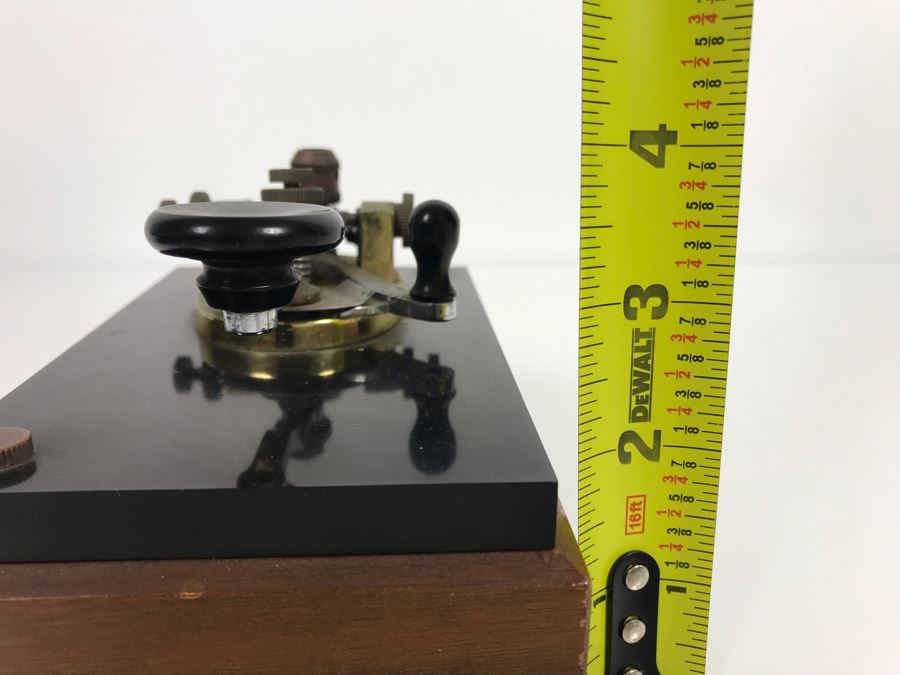 JUST ADDED - Reproduction Morse Code Telegraph Machine Japan 6W X 4D X 4H [Photo 10]